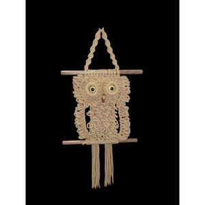 Vtg 70s Jute Wood Handmade Yarn Macramé Owl Hanging Boho Hippie Home Decor Retro